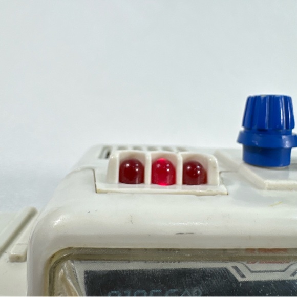 Vintage 1997 Lucas Film Star Wars X-wing Ship Handheld Star Wars Game Works - Picture 10 of 10